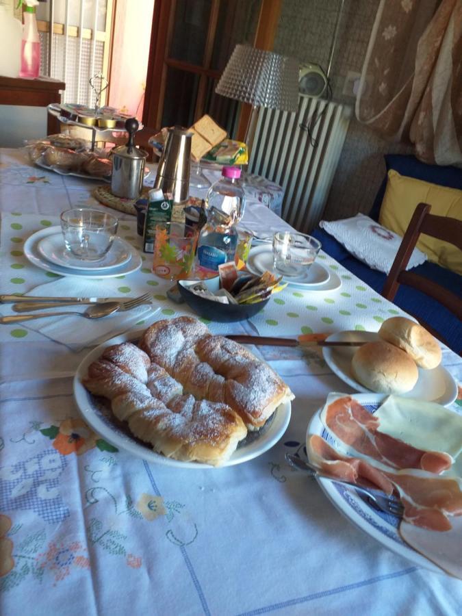 Bed & Breakfast La Rosa Rossa Cagli Dış mekan fotoğraf